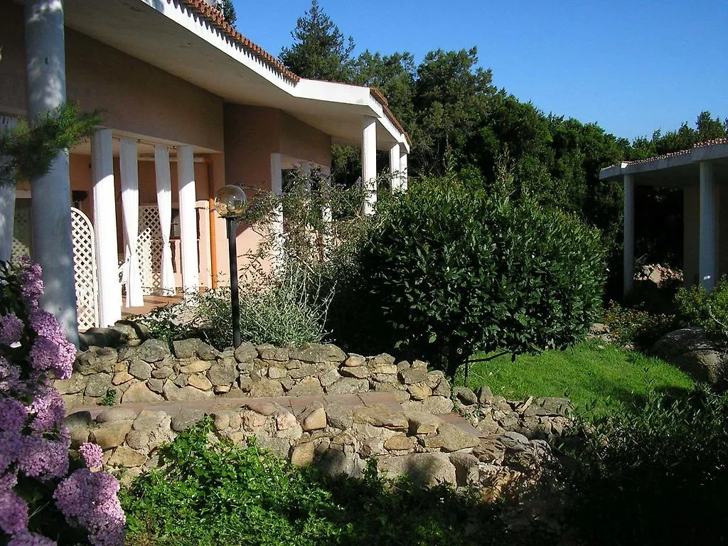Appartamenti Il Giardino Porto Rotondo Apartment