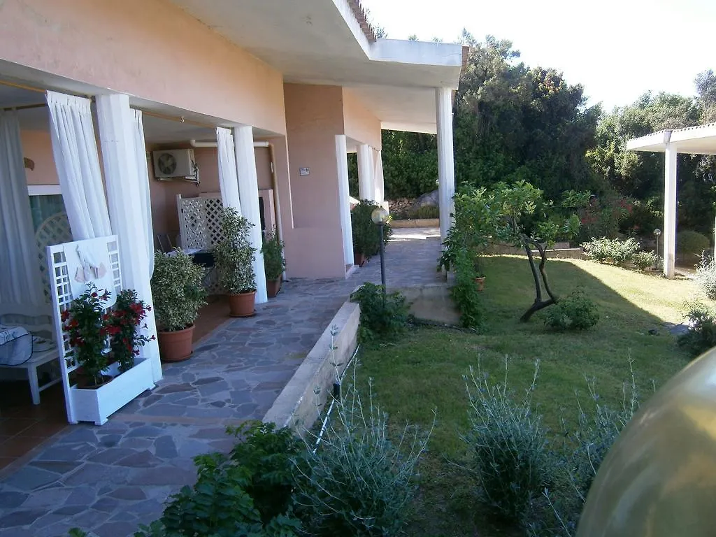 Appartamenti Il Giardino Porto Rotondo Apartment